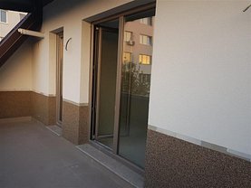 Apartament de vânzare 2 camere, în Bucuresti, zona 1 Mai
