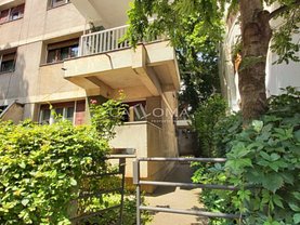 Apartament de vânzare 3 camere, în Bucureşti, zona Primăverii