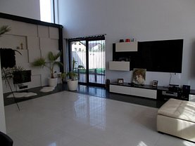Casa de vânzare 7 camere, în Bucuresti, zona Pacii