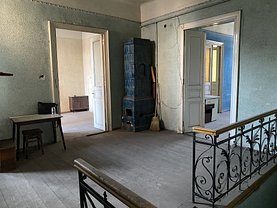 Apartament de vânzare 4 camere, în Bucureşti, zona Coşbuc