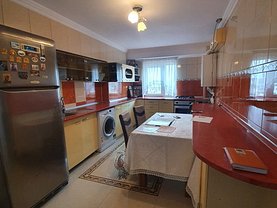 Garsonieră de vânzare, în Bucureşti, zona 13 Septembrie