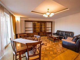 Apartament de închiriat 3 camere, în Brasov, zona Central