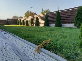 Casa de închiriat 6 camere, în Braşov, zona Braşovul Vechi
