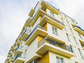 Apartament de vânzare 3 camere, în Bucureşti, zona Brâncoveanu