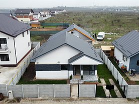 Casa de vânzare 3 camere, în Bucureşti, zona Pantelimon