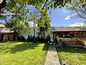 Casa de vânzare 5 camere, în Bucureşti, zona 1 Decembrie 1918