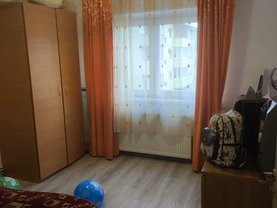Apartament de vânzare 2 camere, în Zărneşti, zona Central
