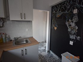 Apartament de vânzare 2 camere, în Bucureşti, zona Nerva Traian