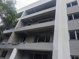 Apartament de vânzare 4 camere, în Bucureşti, zona Unirii