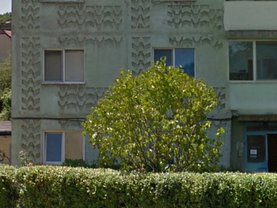 Apartament de vânzare 3 camere, în Resita, zona Moroasa 2