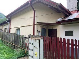 Apartament de vânzare 3 camere în Sinaia