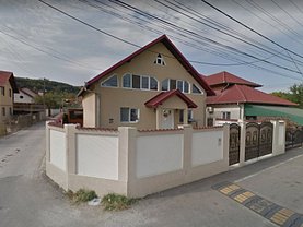 Casa de vânzare, în Ramnicu Valcea, zona Morilor
