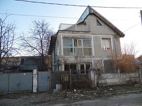 Casa 8 camere în Slatina, Periferie
