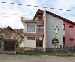 Casa de vânzare 6 camere, în Valea Draganului