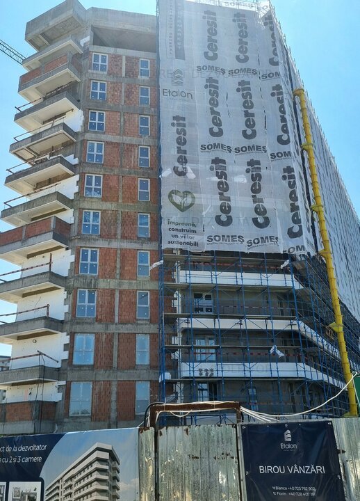 Apartament 2 camere+Terasa,cf.1,centrala proprie,zona Uverturii-Lidl,comision 0