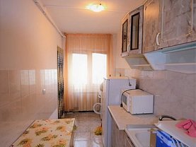 Apartament de închiriat 2 camere, în Iaşi, zona Centru Civic