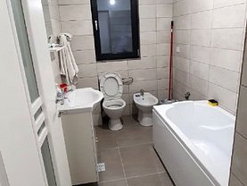 Apartament de vânzare 2 camere, în Rediu