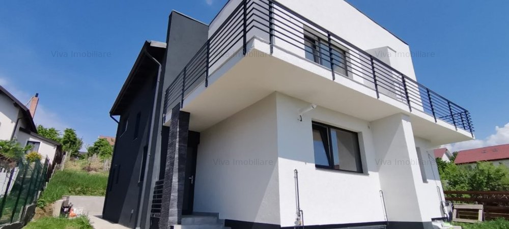 Mutare imediata! Vila tip duplex, 4 cam, Valea Adanca la strada - imaginea 0 + 1