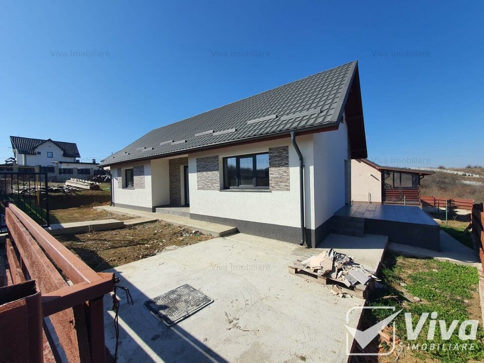 Casa intabulata P+Pod la pret de apartament, Miroslava