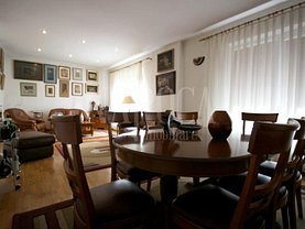 Casa de vânzare 4 camere, în Floreşti