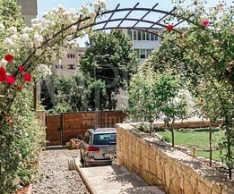 Casa de închiriat 5 camere, în Cluj-Napoca, zona Grigorescu