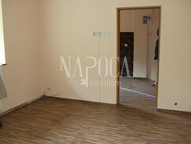 Vânzare spaţiu comercial