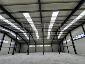 Vânzare spaţiu industrial