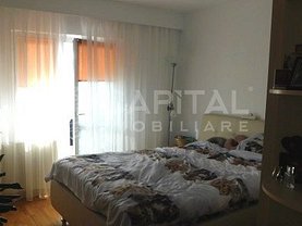 Apartament de vânzare 3 camere, în Cluj-Napoca, zona Intre Lacuri