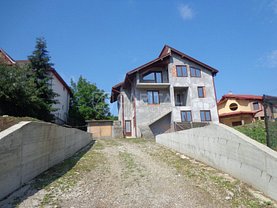 Casa de vânzare 8 camere, în Dej