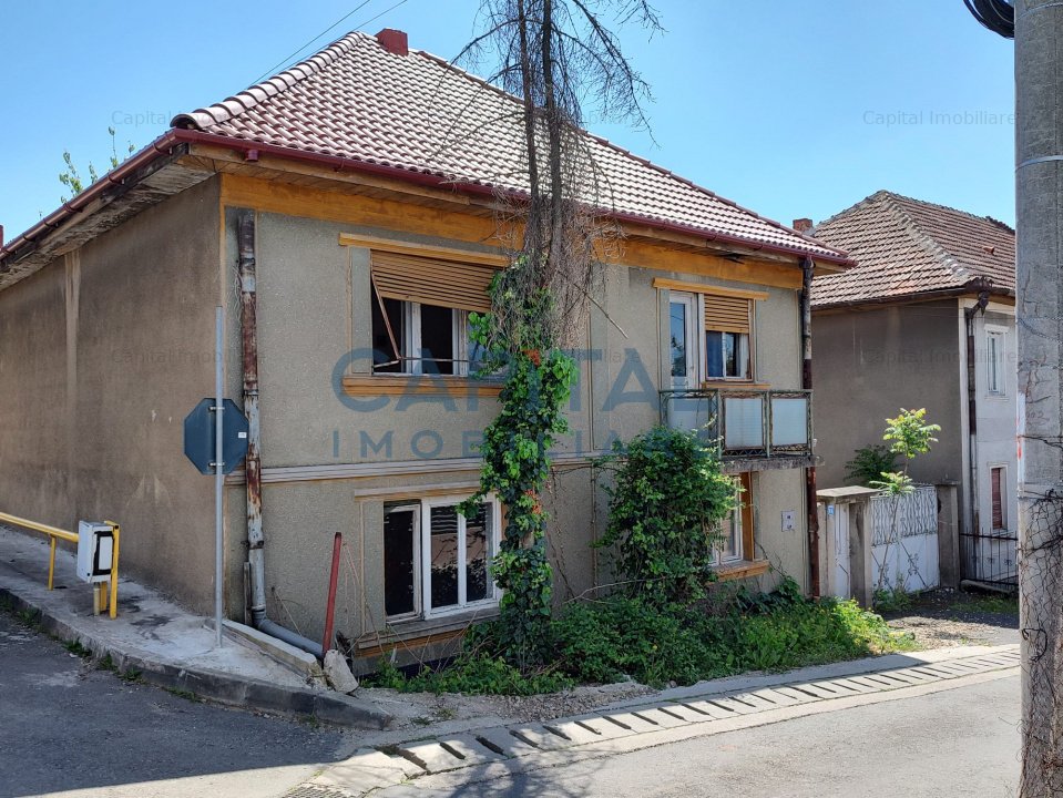 Casa cu teren de 700 mp in zona Garii, necesita renovare
