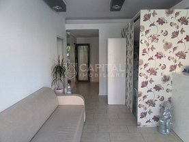 Vânzare spaţiu comercial