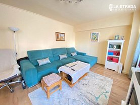 Apartament de vânzare 3 camere, în Cluj-Napoca, zona Mărăşti