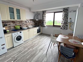 Apartament de vânzare 3 camere, în Pantelimon, zona Central