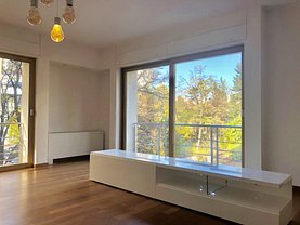 Apartament de vânzare 4 camere, în Bucureşti, zona Primăverii