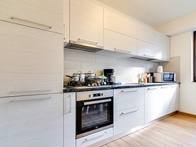 Apartament de închiriat 3 camere, în Bucureşti, zona Herăstrău