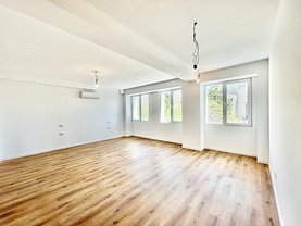 Apartament de vânzare 4 camere, în Bucureşti, zona P-ţa Universităţii