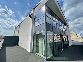 Apartament de închiriat 4 camere, în Bucureşti, zona Universitate