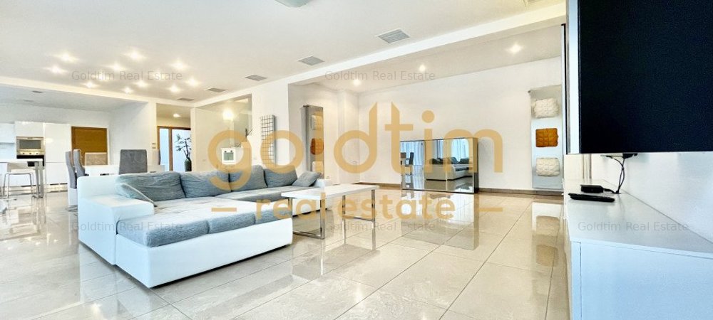 NOU/PISCINA/ CURTE/ TERASA 80 mp/ GARAJ - imaginea 0 + 1