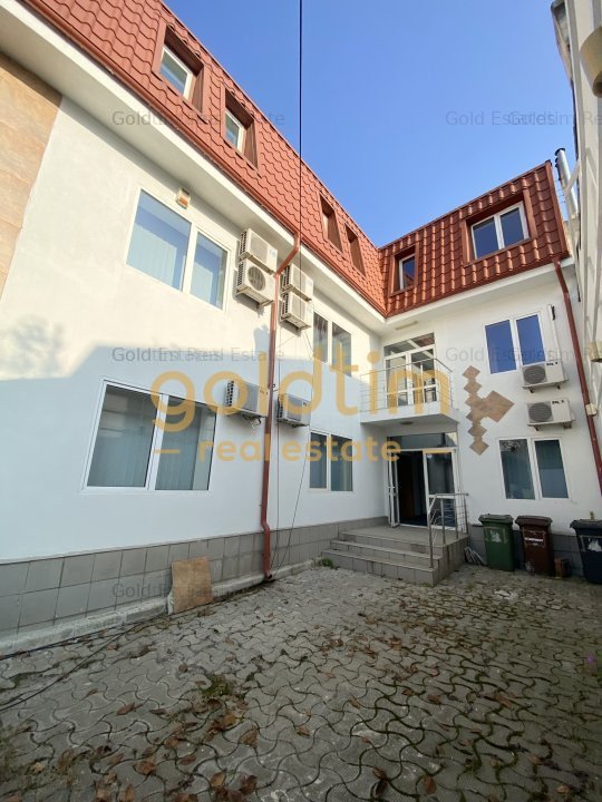Birouri / Clinica: Vila 9 camere 300mp,2 locuri parcare,Pta Victoriei-Titulescu