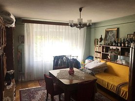 Apartament de vânzare 4 camere, în Brasov, zona Aurel Vlaicu