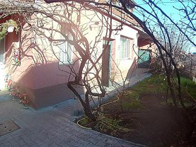 Casa de vânzare 4 camere, în Braşov, zona Dârste