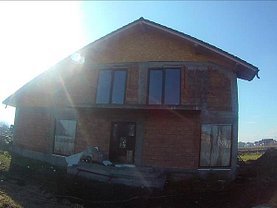 Casa de vânzare 5 camere, în Braşov, zona Stupini