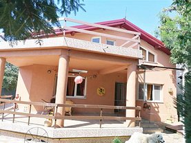 Casa de vânzare 6 camere, în Frumuşani, zona Central