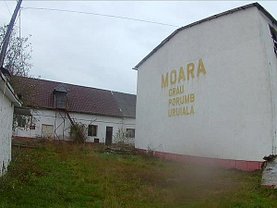 Vânzare spaţiu industrial
