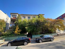 Apartament de vânzare 3 camere, în Bucuresti, zona P-ta Romana