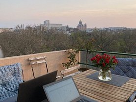 Apartament de vânzare 3 camere, în Bucureşti, zona Cişmigiu