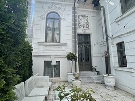Casa de vanzare 10 camere, în Bucuresti, zona Universitate