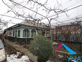 Casa de vânzare 3 camere, în Bacau, zona Calea Moldovei