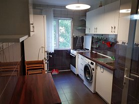 Apartament de vânzare 4 camere, în Bucuresti, zona Brancoveanu
