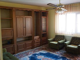 Apartament de vânzare 3 camere, în Otopeni, zona Central